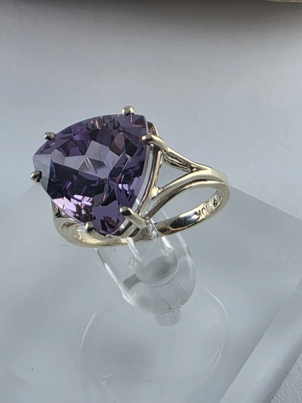 10K Yellow Gold Amethyst Cocktail Ring Size 6, Solid Gold! 👌🎁